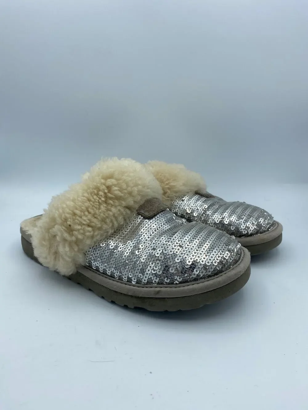 UGG Kids Dazzle Sequin Silver Sparkle Slippers Little Kid size 2